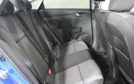 Hyundai Solaris II рестайлинг, 2018 год, 1 050 000 рублей, 19 фотография