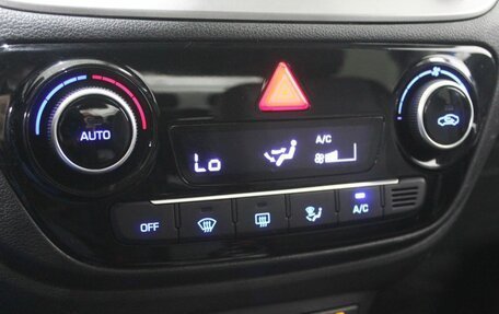 Hyundai Solaris II рестайлинг, 2018 год, 1 050 000 рублей, 22 фотография