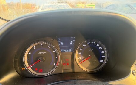 Hyundai Solaris II рестайлинг, 2014 год, 285 000 рублей, 4 фотография