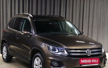 Volkswagen Tiguan I, 2015 год, 1 349 000 рублей, 3 фотография