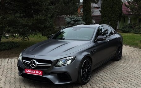 Mercedes-Benz E-Класс AMG, 2017 год, 6 500 000 рублей, 1 фотография