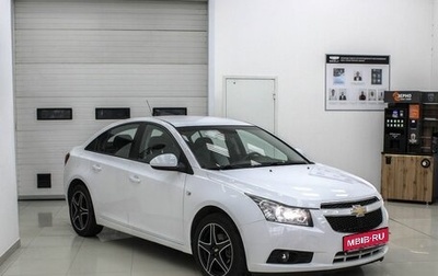Chevrolet Cruze II, 2011 год, 899 990 рублей, 1 фотография