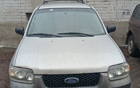 Ford Escape II, 2005 год, 300 000 рублей, 1 фотография