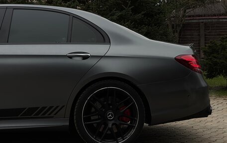 Mercedes-Benz E-Класс AMG, 2017 год, 6 500 000 рублей, 7 фотография