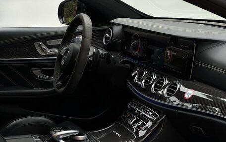 Mercedes-Benz E-Класс AMG, 2017 год, 6 500 000 рублей, 16 фотография