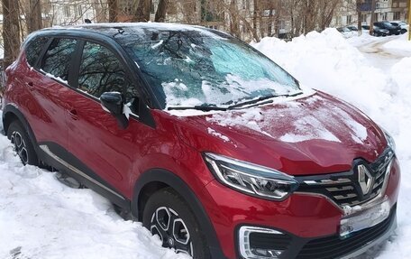 Renault Kaptur I рестайлинг, 2022 год, 1 760 000 рублей, 2 фотография