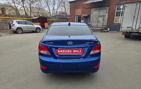 Hyundai Solaris II рестайлинг, 2012 год, 590 000 рублей, 3 фотография