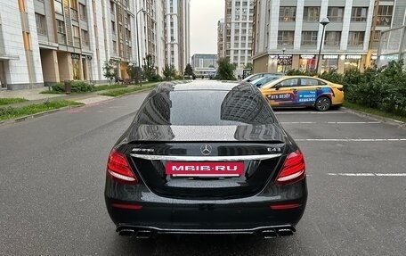 Mercedes-Benz E-Класс, 2019 год, 3 800 000 рублей, 3 фотография