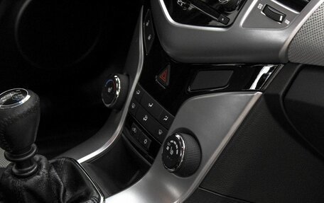 Chevrolet Cruze II, 2011 год, 899 990 рублей, 11 фотография