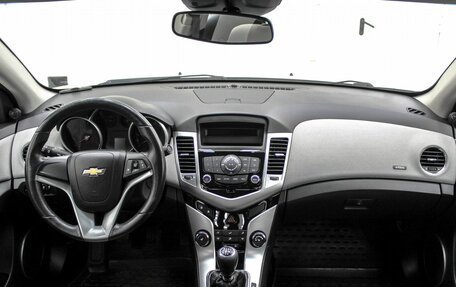 Chevrolet Cruze II, 2011 год, 899 990 рублей, 7 фотография