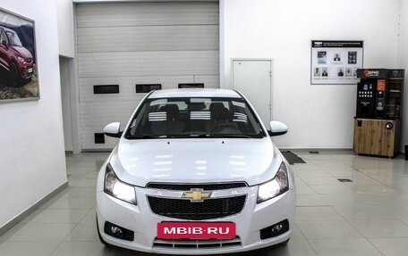 Chevrolet Cruze II, 2011 год, 899 990 рублей, 4 фотография