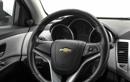 Chevrolet Cruze II, 2011 год, 899 990 рублей, 17 фотография
