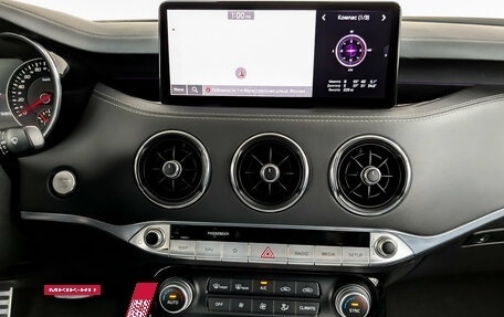 KIA Stinger I, 2021 год, 3 395 000 рублей, 15 фотография