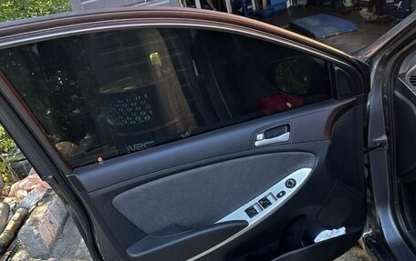 Hyundai Solaris II рестайлинг, 2012 год, 630 000 рублей, 3 фотография