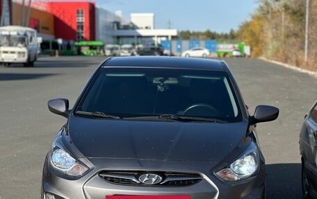 Hyundai Solaris II рестайлинг, 2012 год, 630 000 рублей, 7 фотография