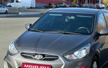 Hyundai Solaris II рестайлинг, 2012 год, 630 000 рублей, 6 фотография