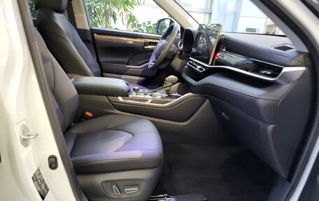 Toyota Highlander, 2026 год, 5 790 000 рублей, 11 фотография