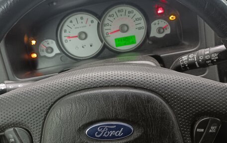 Ford Escape II, 2005 год, 300 000 рублей, 15 фотография