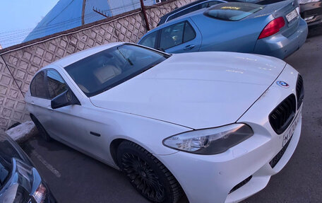 BMW 5 серия, 2011 год, 1 200 000 рублей, 4 фотография