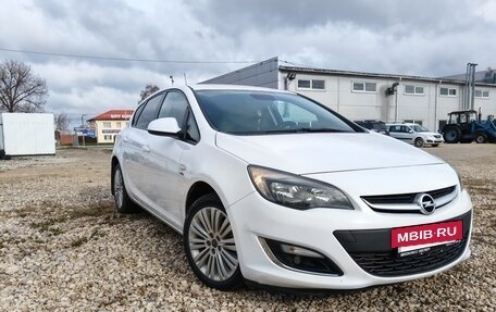 Opel Astra J, 2013 год, 6 900 008 рублей, 5 фотография