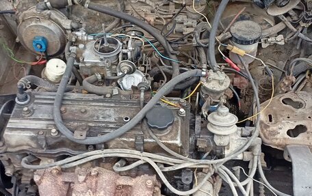 Mazda 323, 1988 год, 50 000 рублей, 4 фотография