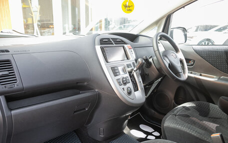 Toyota Ractis I, 2010 год, 775 000 рублей, 12 фотография