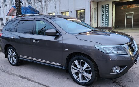 Nissan Pathfinder, 2014 год, 2 000 000 рублей, 4 фотография