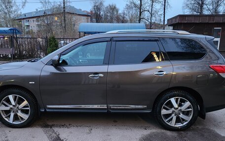 Nissan Pathfinder, 2014 год, 2 000 000 рублей, 9 фотография