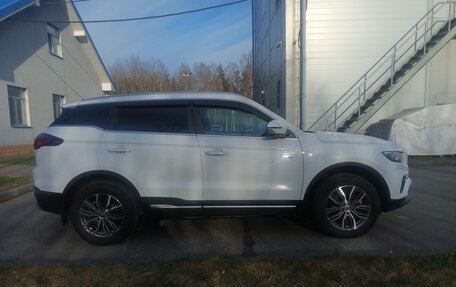 Geely Atlas, 2024 год, 2 300 000 рублей, 3 фотография