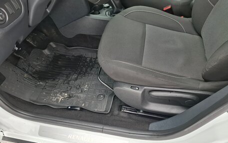 Renault Logan II, 2020 год, 1 090 000 рублей, 8 фотография