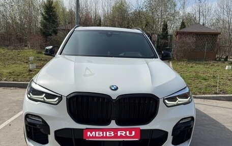 BMW X5, 2019 год, 7 000 000 рублей, 2 фотография