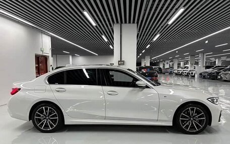 BMW 3 серия, 2022 год, 2 565 000 рублей, 5 фотография