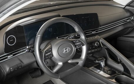 Hyundai Elantra, 2024 год, 2 358 500 рублей, 5 фотография