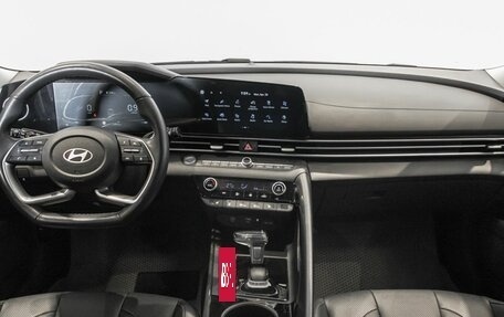 Hyundai Elantra, 2024 год, 2 358 500 рублей, 6 фотография