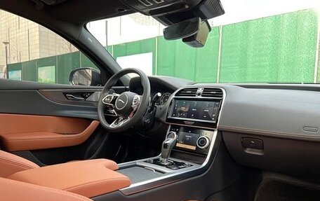 Jaguar XE I рестайлинг, 2024 год, 4 355 000 рублей, 12 фотография