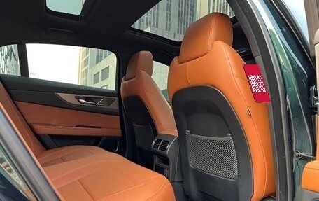 Jaguar XE I рестайлинг, 2024 год, 4 355 000 рублей, 14 фотография