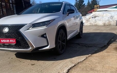 Lexus RX IV рестайлинг, 2018 год, 4 200 000 рублей, 1 фотография