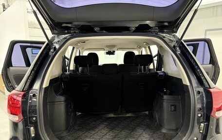 Mitsubishi Outlander III рестайлинг 3, 2018 год, 1 895 000 рублей, 22 фотография