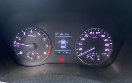 Hyundai Solaris II рестайлинг, 2018 год, 990 000 рублей, 8 фотография