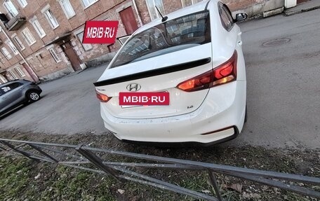 Hyundai Solaris II рестайлинг, 2018 год, 990 000 рублей, 27 фотография