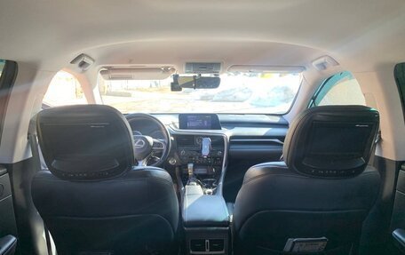 Lexus RX IV рестайлинг, 2018 год, 4 200 000 рублей, 5 фотография