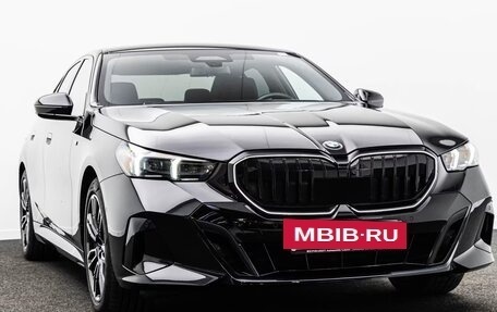 BMW 5 серия, 2025 год, 7 020 000 рублей, 7 фотография