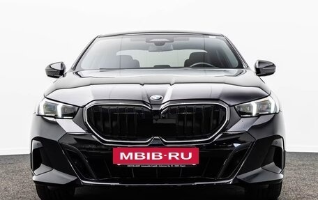 BMW 5 серия, 2025 год, 7 020 000 рублей, 4 фотография