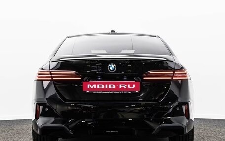 BMW 5 серия, 2025 год, 7 020 000 рублей, 5 фотография