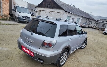 Mitsubishi Outlander III рестайлинг 3, 2004 год, 500 000 рублей, 5 фотография