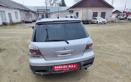 Mitsubishi Outlander III рестайлинг 3, 2004 год, 500 000 рублей, 6 фотография