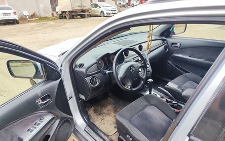 Mitsubishi Outlander III рестайлинг 3, 2004 год, 500 000 рублей, 9 фотография