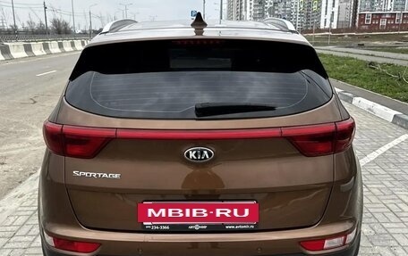 KIA Sportage IV рестайлинг, 2016 год, 1 850 000 рублей, 2 фотография