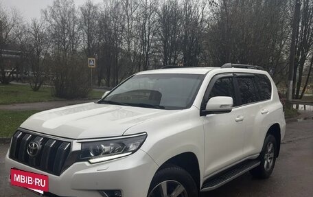 Toyota Land Cruiser Prado 150 рестайлинг 2, 2018 год, 5 430 000 рублей, 4 фотография