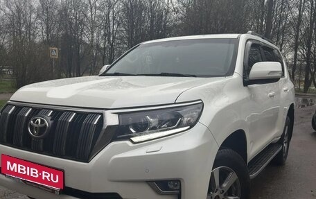 Toyota Land Cruiser Prado 150 рестайлинг 2, 2018 год, 5 430 000 рублей, 5 фотография